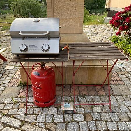 Ferienwohnung Wachstube Mit 3 Schlafraeumen Im Rittergut Leppersdorf Wachau المظهر الخارجي الصورة
