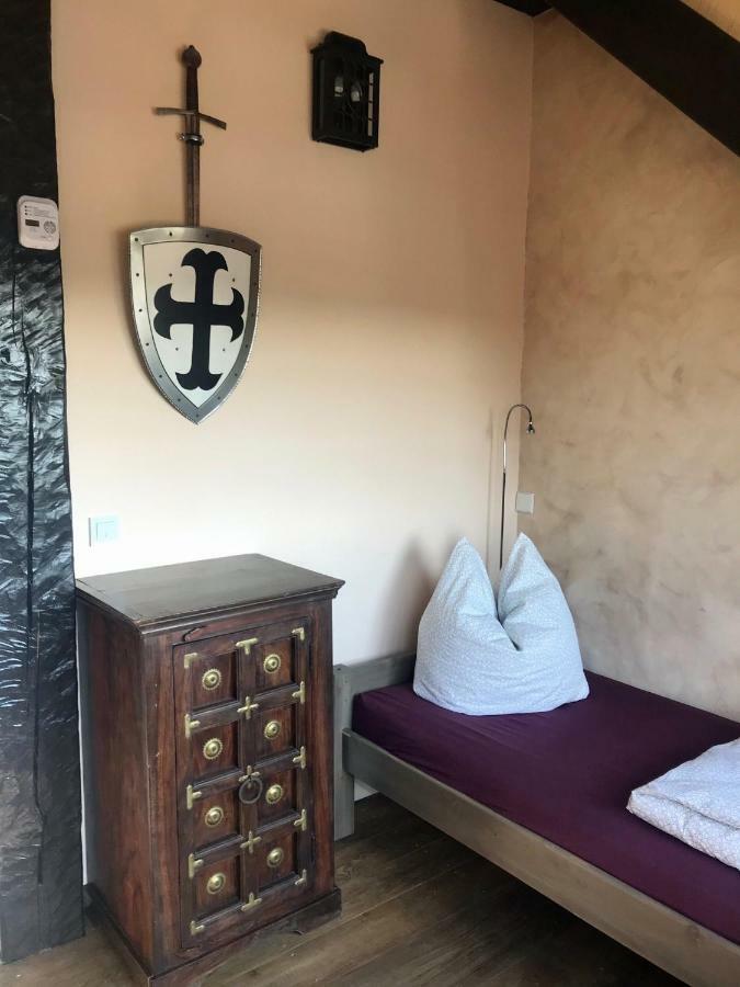 Ferienwohnung Wachstube Mit 3 Schlafraeumen Im Rittergut Leppersdorf Wachau المظهر الخارجي الصورة